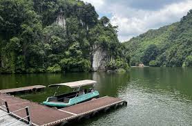 Menikmati Keindahan Alam di Taman Rekreasi Gunung Lang, Perak